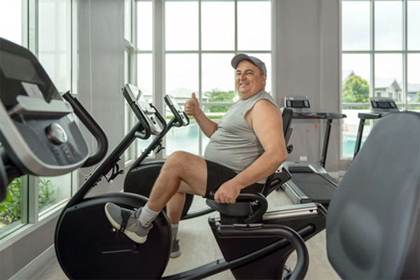 Safe Weight-Loss Strategies for Patients Preparing for Joint Replacement